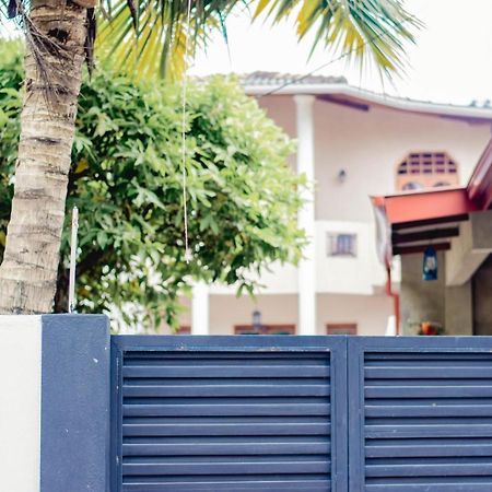 4Ty Two Homestay Galle Ngoại thất bức ảnh