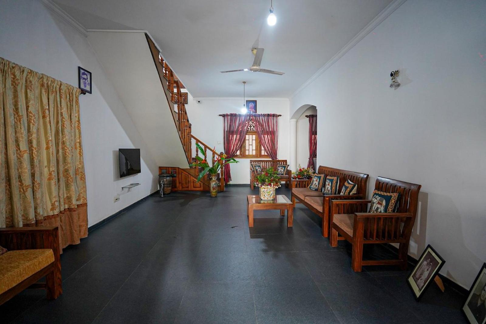 4Ty Two Homestay Galle Ngoại thất bức ảnh