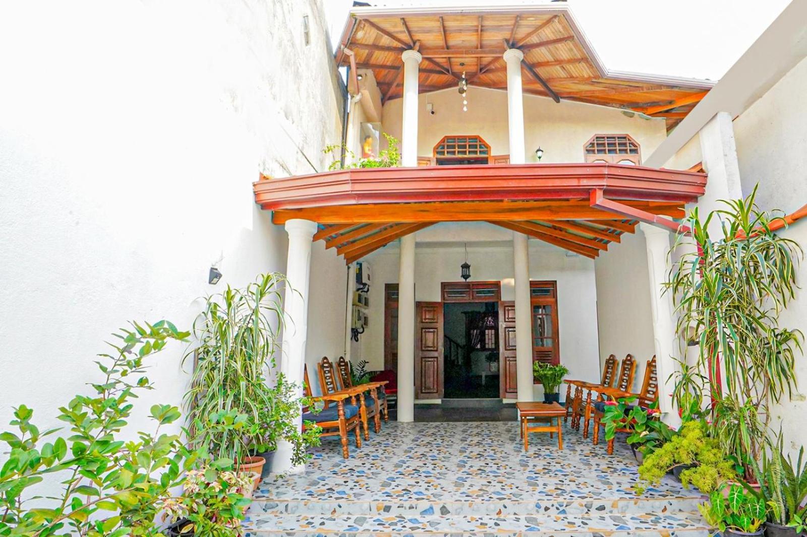 4Ty Two Homestay Galle Ngoại thất bức ảnh