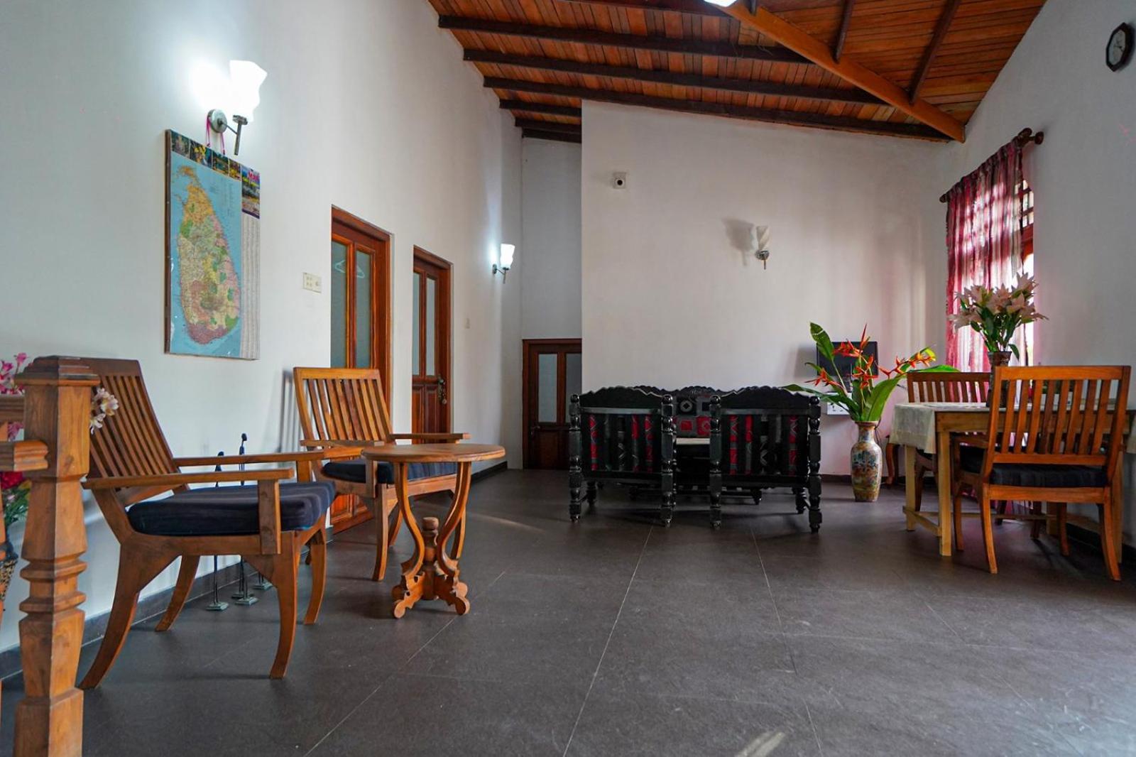 4Ty Two Homestay Galle Ngoại thất bức ảnh