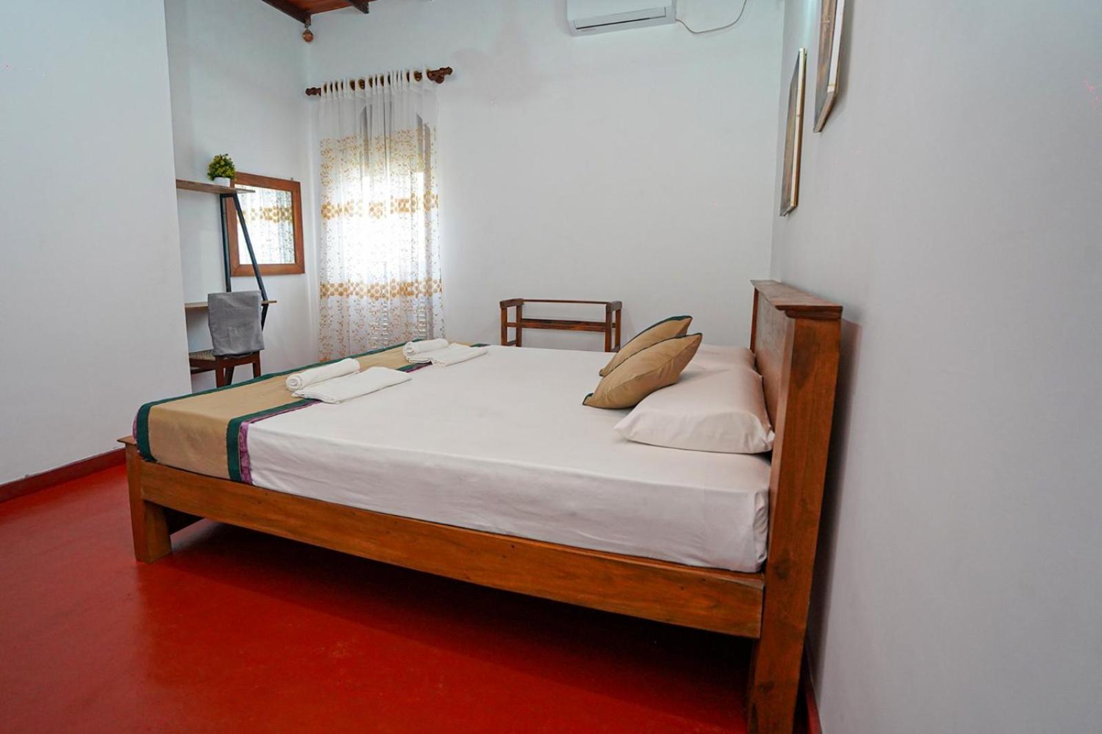 4Ty Two Homestay Galle Ngoại thất bức ảnh