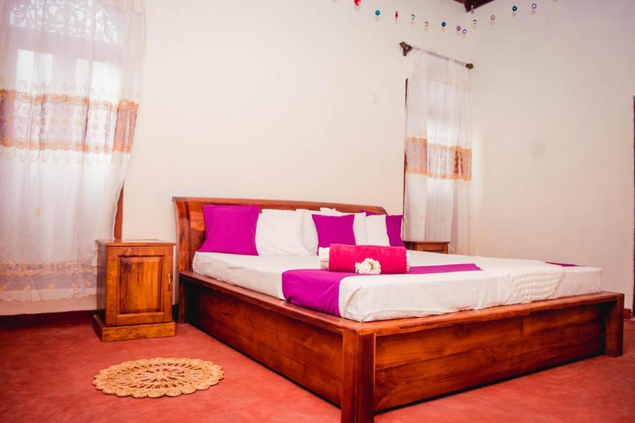4Ty Two Homestay Galle Ngoại thất bức ảnh
